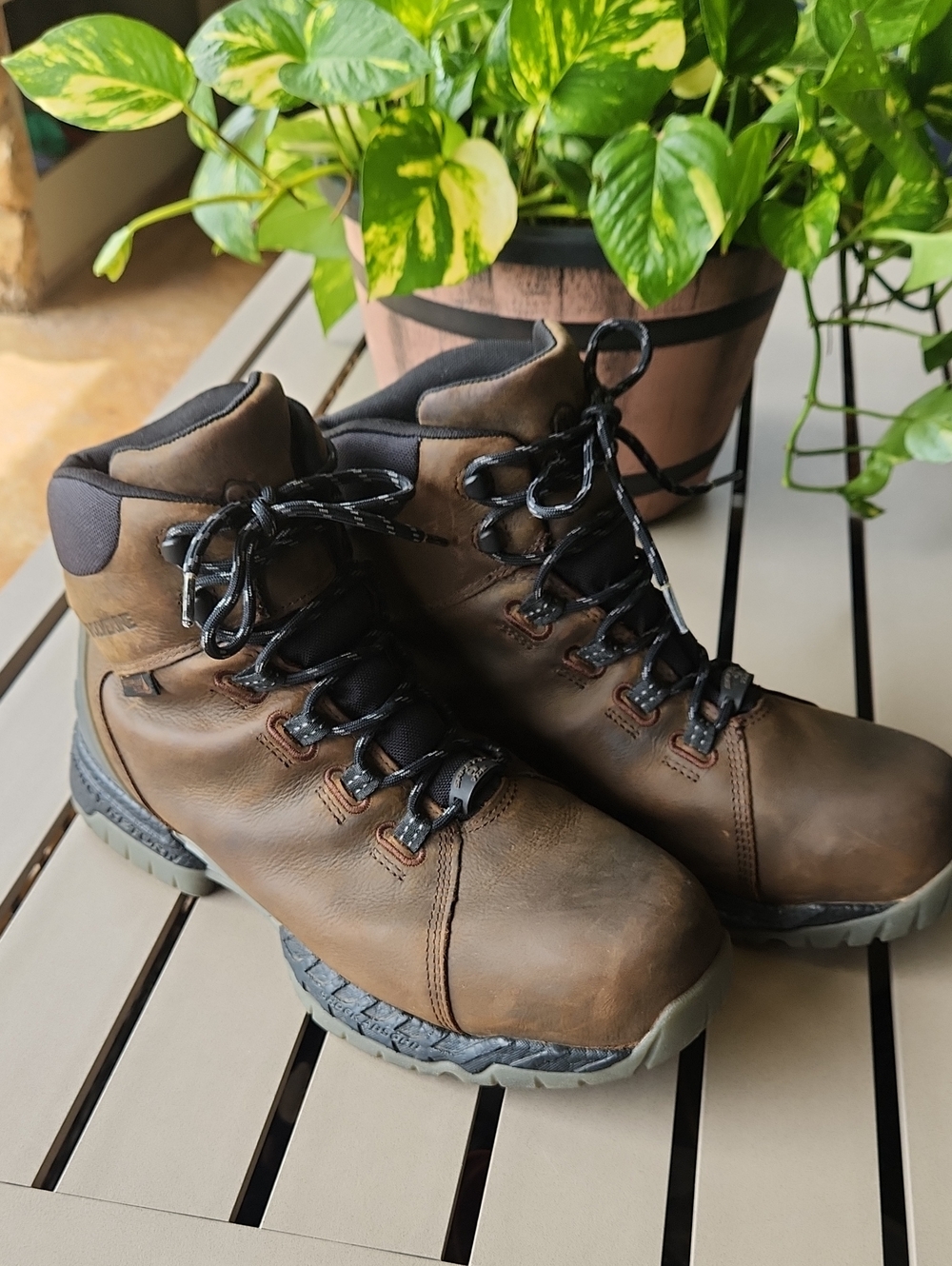 Wolverine men's brown leather lace-up work boots